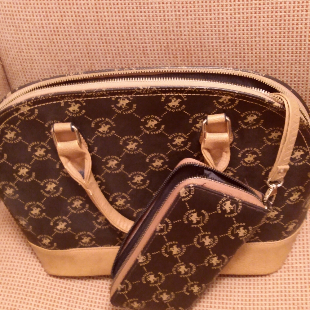 Woman's handbag